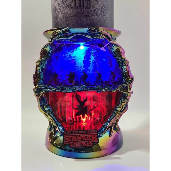 Bath And Body Works Stranger Things Light-Up The Upside Down 3 Wick Holder - Picture 2 of 4